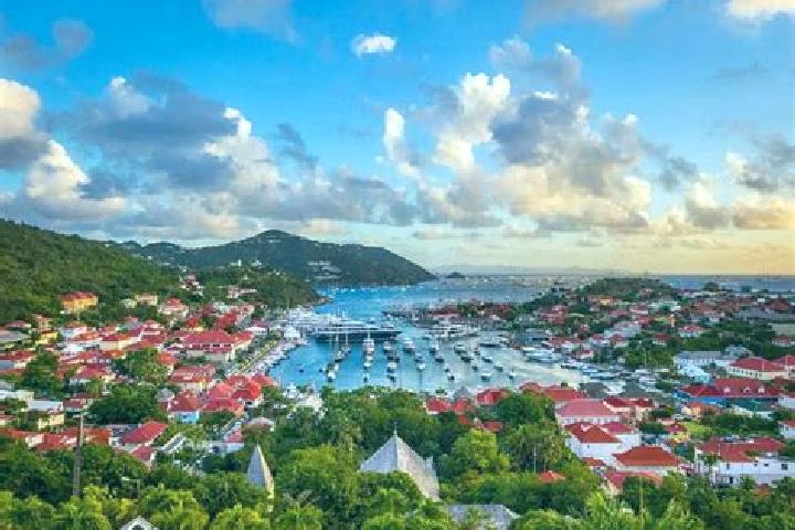 Iris, 31 — Escort in Gustavia, Saint Barthelemy