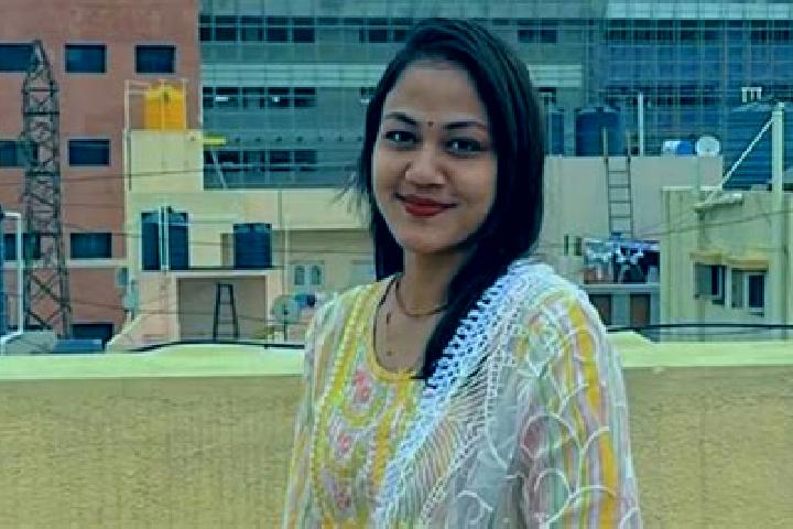 Iris, 31 — Escort in Karanjia, India