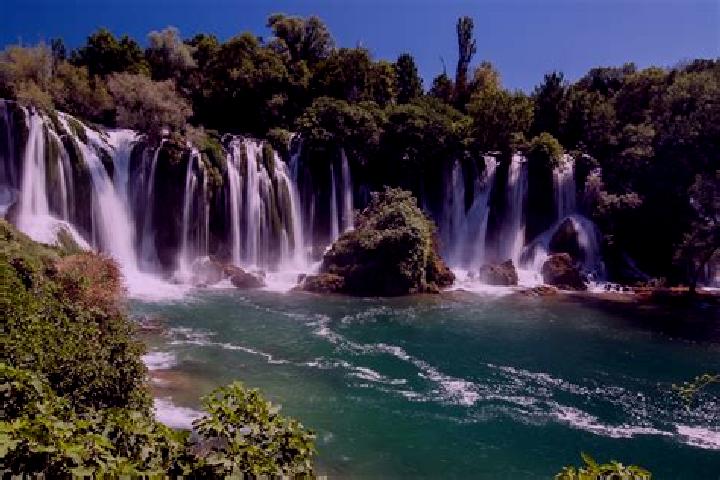 Iris, 31 — Escort in Luzani Bosanski, Bosnia and Herzegovina