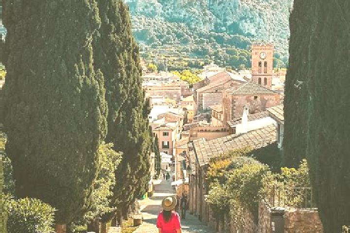 Iris, 31 — Escort in Pollenca, Spain