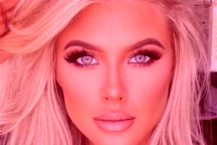 Iris, 32, a platinum blonde dark-eyed indian companion based in El Tambo. Offering Striptease, 69, CIM, Prostate Massage. Available for incall and outcall, o...