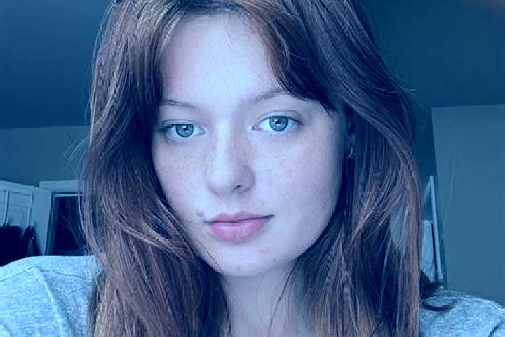 Iris, 32, a red grey-eyed mixed companion based in Diezue. Offering Dinner Date, Girlfriend Experience, Deep French Kissing, Fetish. Available for incall and...