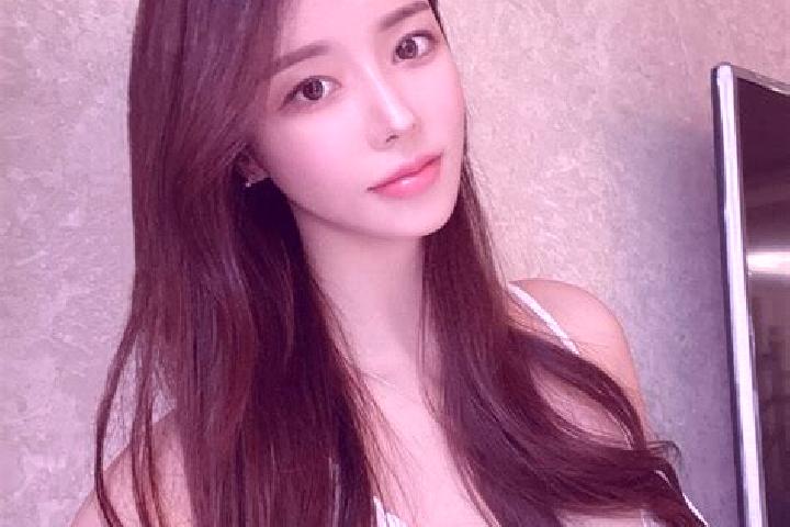 Iris, 32 — Escort in Maoshi, China