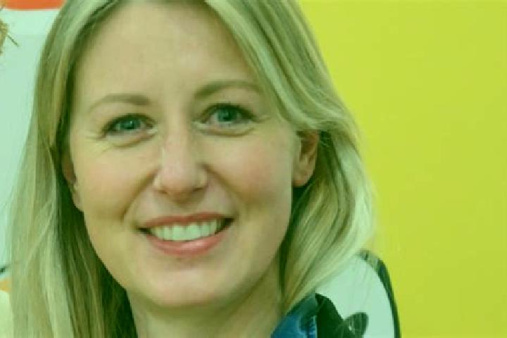 Iris, 32 — Escort in Schuld, Germany