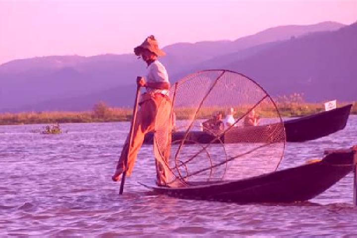 Iris, 32 — Escort in Shwebo, Myanmar