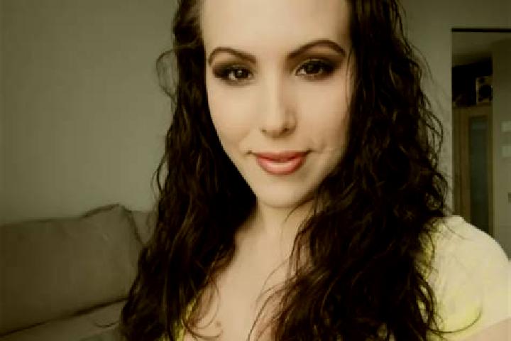 Iris, 33, a black grey-eyed caribbean companion based in Malec. Offering Fetish, OWO, A-Level. Available for incall and outcall, overnight bookings available.