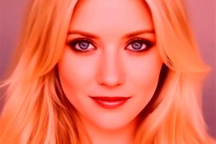 Iris, 33, a blonde dark-eyed mixed companion based in Hevingham. Offering Deep French Kissing, OWO, GFE, Girlfriend Experience, Striptease. Available for inc...