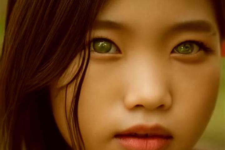 Iris, 33, a red green-eyed asian companion based in Santa Cruz Texmalaquilla. Offering GFE, Couples, Roleplay. Available for incall and outcall, overnight bo...