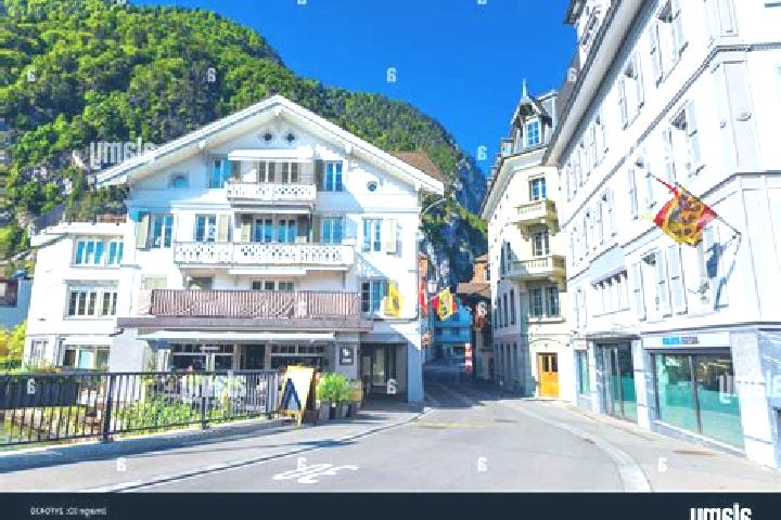 Iris, 33 — Escort in Waedenswil / Leihof-Muehlebach, Switzerland