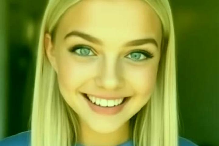 Iris, 34, a blonde grey-eyed middle eastern companion based in Manzatesti. Offering Overnight, GFE, Roleplay, Party Girl. Available for incall and outcall, d...
