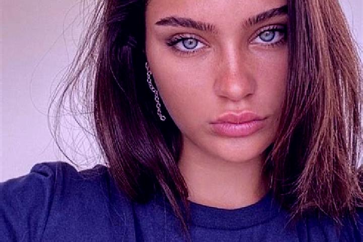 Iris, 34, a brunette brown-eyed caribbean companion based in Bendosari. Offering A-Level, OWO, Prostate Massage. Available for incall and outcall, day and ev...