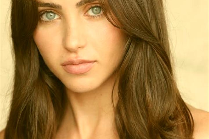 Iris, 34, a brunette dark-eyed latina companion based in Baicha. Offering Roleplay, 69, GFE. Available for incall and outcall, overnight bookings available.