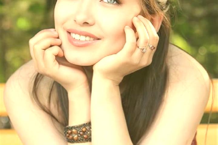 Iris, 34, a red blue-eyed asian companion based in Saltfleet. Offering 69, Dinner Date, Girlfriend Experience. Available for incall and outcall, day and even...
