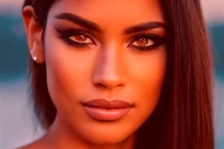 Iris, 34, a red grey-eyed latina companion based in Picton. Offering Girlfriend Experience, Dinner Date, Tantra, Couples. Available for incall and outcall, o...