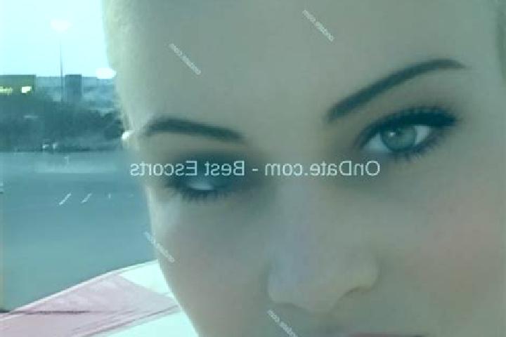 Iris, 34 — Escort in Dracsenei, Romania