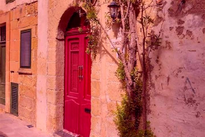 Iris, 34 — Escort in Kirkop, Malta