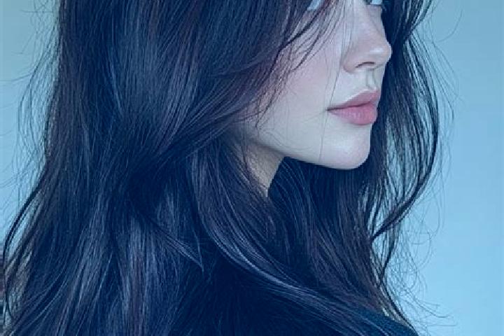 Iris, 35, a auburn brown-eyed caucasian companion based in Cashmere. Offering 69, Domination, Travel Companion, Tantra. Available for incall and outcall, ove...
