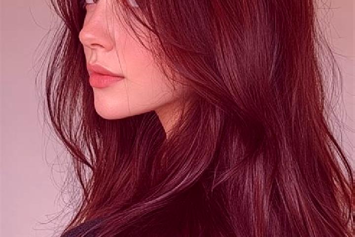 Iris, 35, a auburn brown-eyed caucasian companion based in Sambigede. Offering Duos, Massage, A-Level, Domination. Available for incall and outcall, day and ...