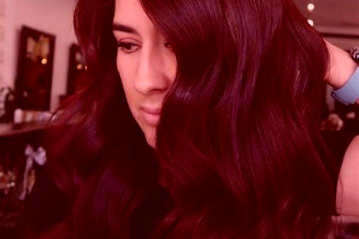 Iris, 35, a auburn dark-eyed ebony companion based in Unterkatz. Offering Deep French Kissing, BDSM, Massage. Available for incall and outcall, day and eveni...