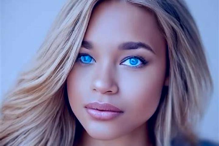 Iris, 35, a dark blonde blue-eyed latina companion based in Wettswil / Ausser-Dorf. Offering Fetish, Domination, OWO, Couples. Available for incall and outca...
