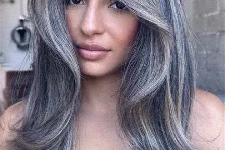 Iris, 35, a dark blonde grey-eyed indian companion based in Gandoang. Offering OWO, Duos, Party Girl. Available for incall and outcall, day and evening dates.