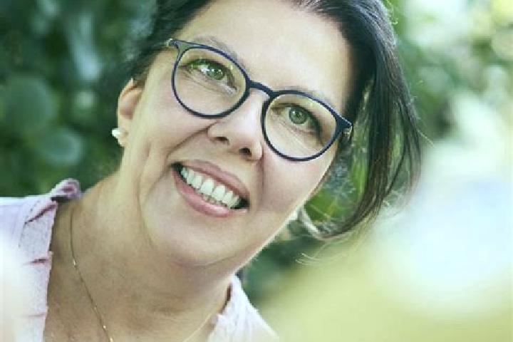Iris, 35 — Escort in Au an der Traun, Austria