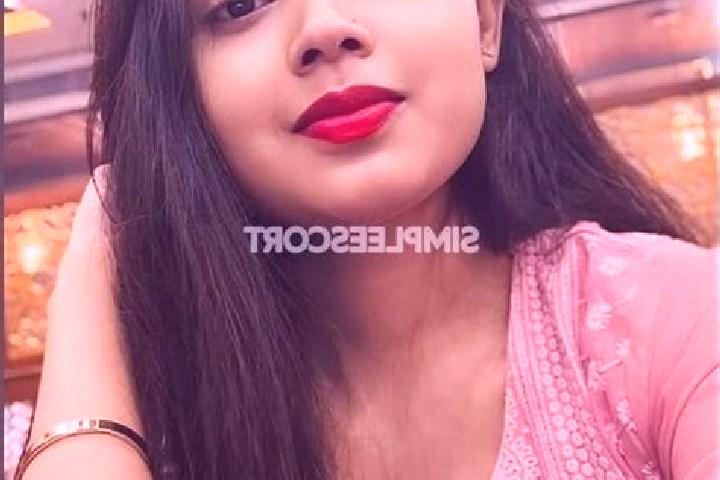 Iris, 35 — Escort in Chandrapur, India