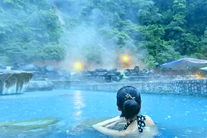 Iris, 35 — Escort in Chunhua, China