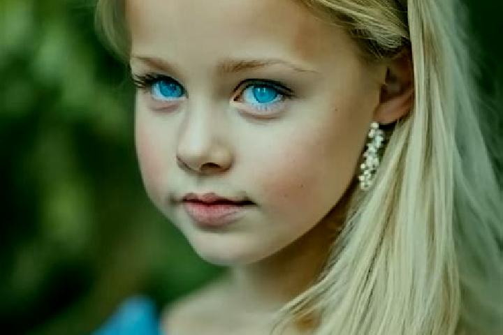 Iris, 36, a blonde blue-eyed caucasian companion based in Fresnillo de las Duenas. Offering Domination, Party Girl, OWO, GFE, A-Level. Available for incall a...