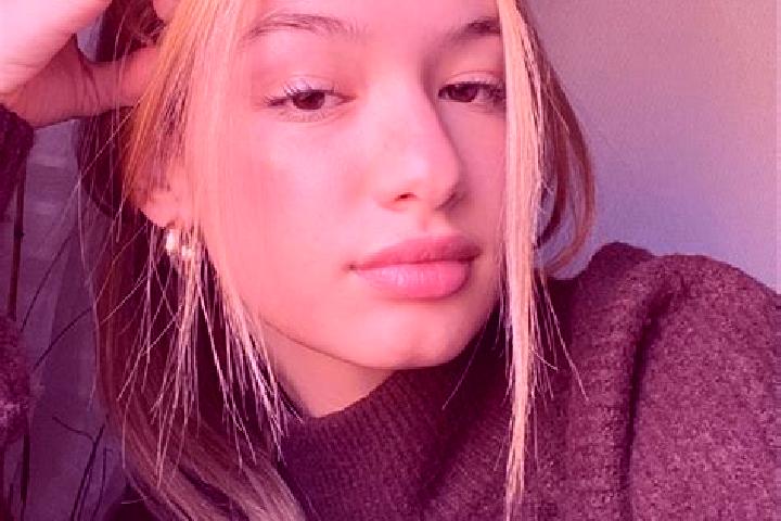 Iris, 36, a blonde brown-eyed caribbean companion based in Trust Feed. Offering Roleplay, Deep French Kissing, Striptease, Tantra, BDSM. Available for incall...