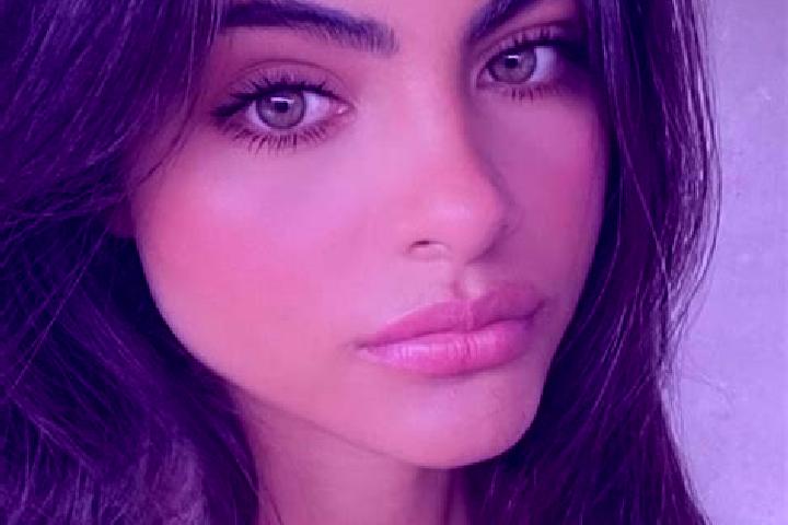 Iris, 36, a brunette green-eyed latina companion based in Rio Maior. Offering Couples, OWO, CIM. Available for incall and outcall, day and evening dates.