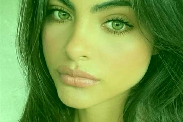 Iris, 36, a chestnut dark-eyed caucasian companion based in Trautskirchen. Offering Erotic Massage, A-Level, Overnight, Couples. Available for incall and out...
