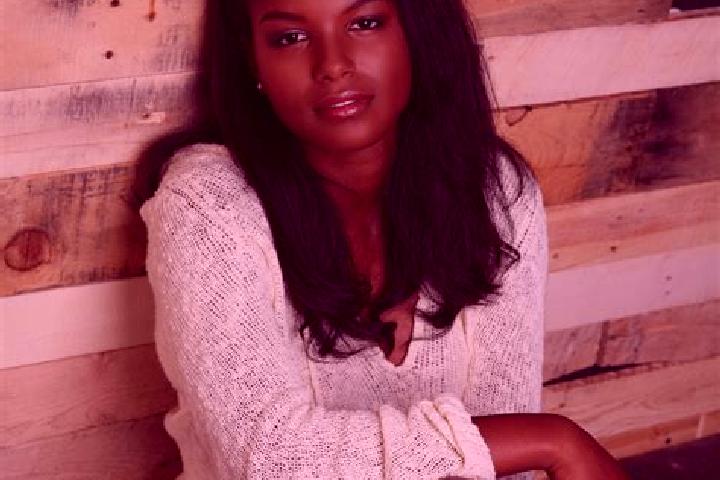 Iris, 36, a chestnut dark-eyed ebony companion based in Plympton. Offering Dinner Date, Striptease, Party Girl. Available for incall and outcall, day and eve...
