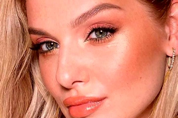 Iris, 36, a dark blonde green-eyed mediterranean companion based in San Vicente Palapa. Offering OWO, Striptease, CIM, BDSM, Domination. Available for incall...