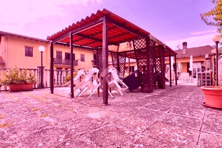Iris, 36 — Escort in Francavilla Bisio, Italy