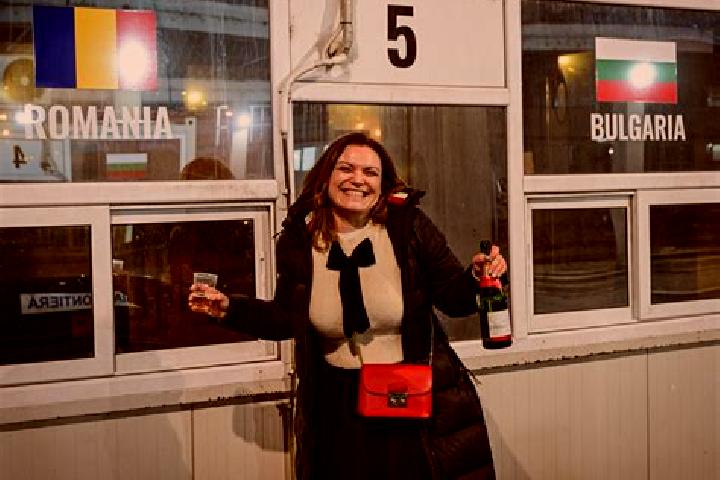 Iris, 36 — Escort in Poganesti, Romania