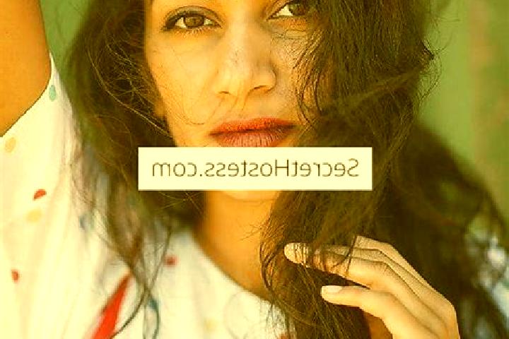 Iris, 37, a black brown-eyed indian companion based in Westmount. Offering GFE, Dinner Date, Deep French Kissing, Fetish. Available for incall and outcall, o...