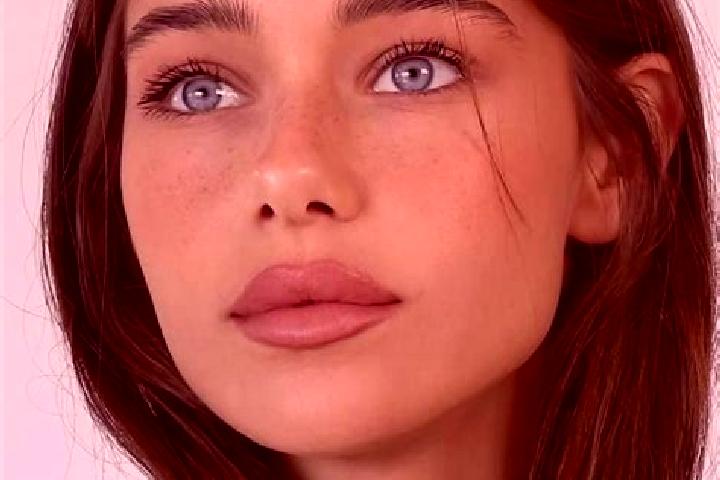 Iris, 37, a brunette blue-eyed european companion based in Salango. Offering Girlfriend Experience, 69, OWO, CIM. Available for incall and outcall, day and e...