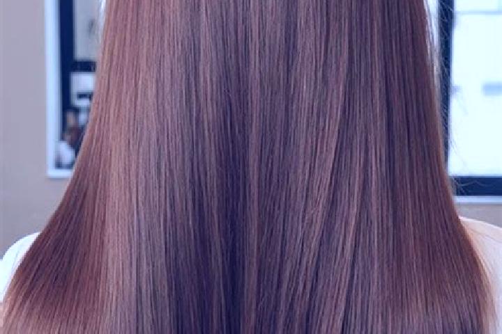 Iris, 37, a chestnut dark-eyed mixed companion based in Colonia 24 de Febrero. Offering Overnight, Erotic Massage, BDSM, Dinner Date. Available for incall an...