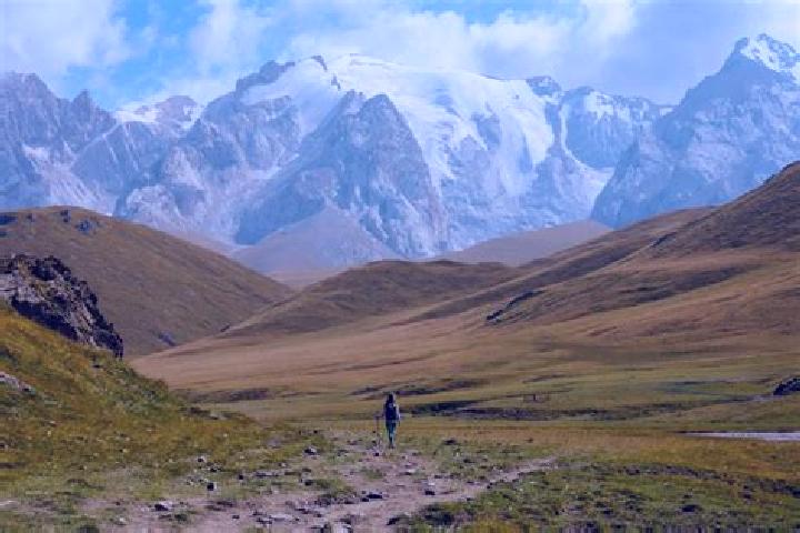 Iris, 37 — Escort in Baetovo, Kyrgyzstan