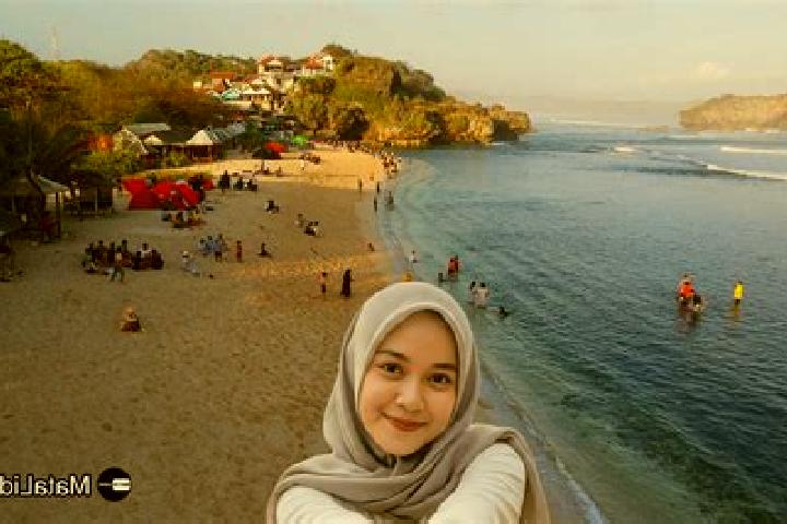 Iris, 37 — Escort in Bulumanis Kidul, Indonesia