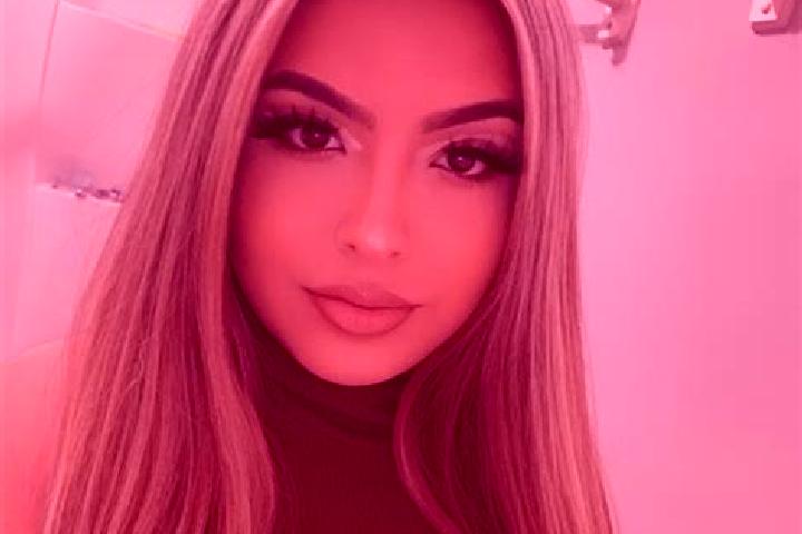 Iris, 38, a blonde grey-eyed latina companion based in Ney. Offering Travel Companion, Dinner Date, Erotic Massage, Fetish. Available for incall and outcall,...