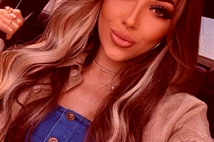 Iris, 38, a dark blonde brown-eyed indian companion based in Nisporeni. Offering Roleplay, A-Level, Girlfriend Experience, Duos. Available for incall and out...