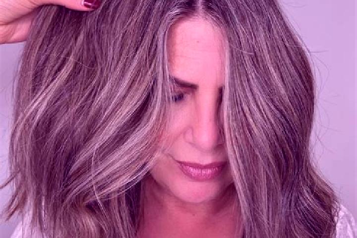 Iris, 38, a dark blonde grey-eyed asian companion based in Putre. Offering Roleplay, BDSM, CIM, Tantra. Available for incall and outcall, day and evening dates.