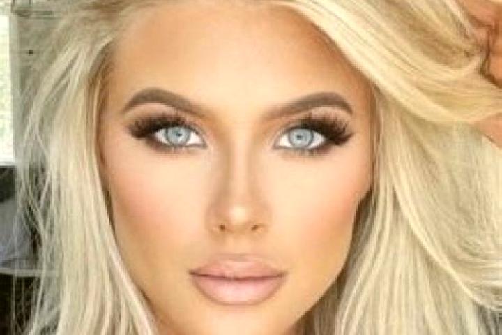 Iris, 38, a platinum blonde hazel-eyed mixed companion based in Maffle. Offering Massage, Striptease, Deep French Kissing. Available for incall and outcall, ...