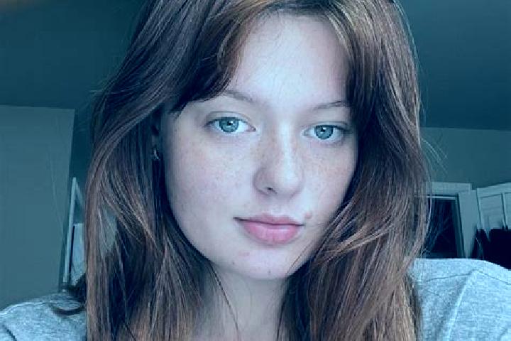 Iris, 38, a red grey-eyed mixed companion based in Wattle Ponds. Offering Duos, Couples, CIM, Overnight, Girlfriend Experience. Available for incall and outc...