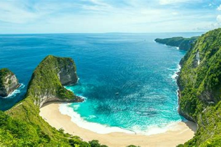 Iris, 38 — Escort in Surodakan, Indonesia