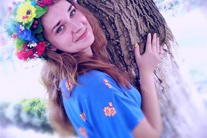 Iris, 38 — Escort in Velykyy Bereznyy, Ukraine
