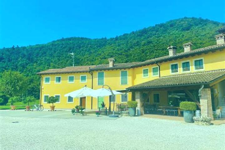 Iris, 38 — Escort in Villapinta, Italy