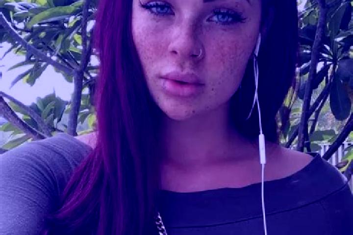 Iris, 39, a auburn dark-eyed ebony companion based in Hieres-sur-Amby. Offering Party Girl, Tantra, OWO. Available for incall and outcall, day and evening da...
